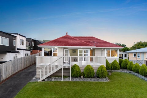 9 Rangitiki Crescent, Lynfield, Auckland