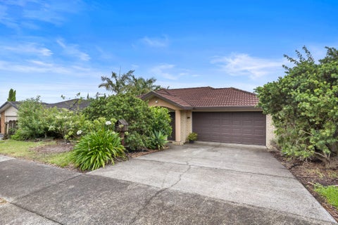 37 Robin Brooke Drive, Flat Bush, Auckland
