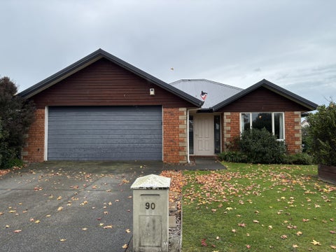 90 Beechwood Drive, Northwood, Christchurch