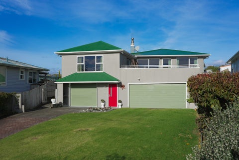 44 Gray Avenue, Paraparaumu Beach, Paraparaumu