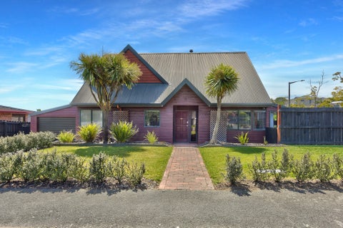 12 Middlebank Drive, Richmond