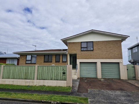 6 Carver Place, Lynmouth, New Plymouth