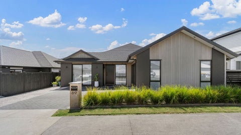 69 Maurice Kelly Road, Wainui, Wainui