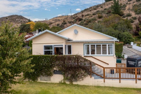 30 Branxholm Street, Roxburgh, Roxburgh