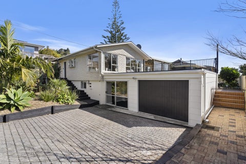 1197 Scenic Drive North, Swanson, Auckland