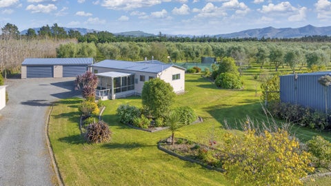 327 Georges Road, Glasnevin, Amberley