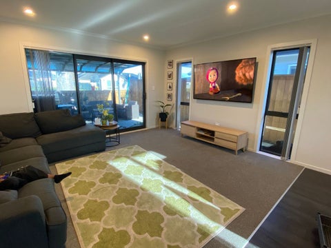 27 Sapwood CRES, Takanini, Takanini