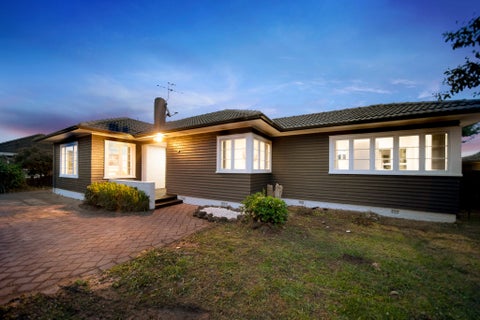 2/114 Rangitoto Road, Papatoetoe, Auckland
