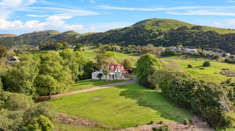 44 Cemetery Road, Wainui, French Farm