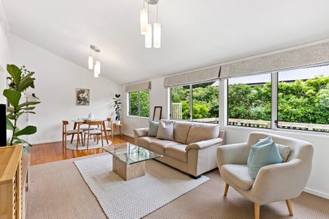 88 Larsen Crescent, Tawa, Wellington