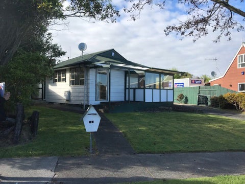 52 Rhodes Drive, Kelvin Grove, Palmerston North
