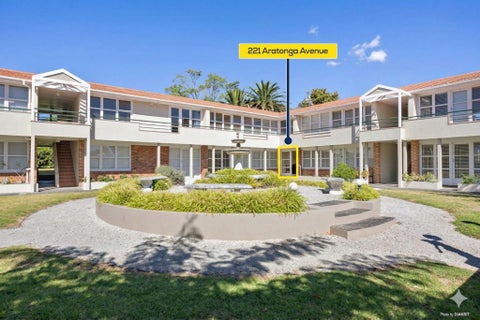 22I Aratonga Avenue, Greenlane, Auckland