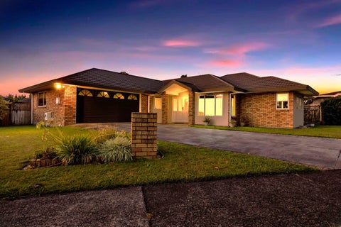 4 Adam Lile Drive, Highlands Park, New Plymouth