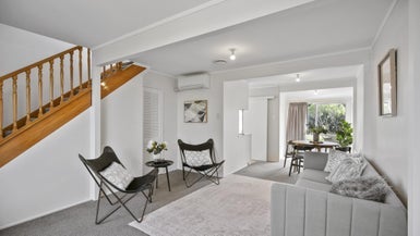 5A Sunhaven Drive, Newlands, Wellington