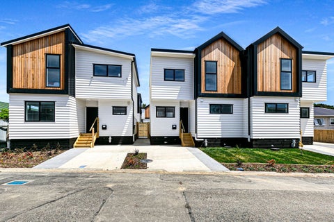 1/57 Main Road, Titahi Bay, Porirua