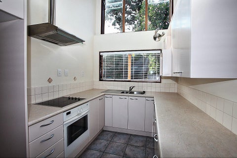 2/73 Stott Avenue, Birkdale, Auckland