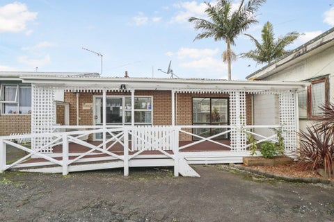 2/37 Hillside Road, Papatoetoe, Auckland