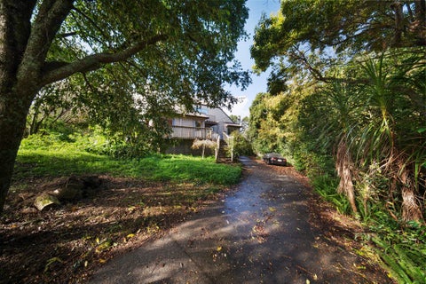 215 Kaipara Road, Papakura, Papakura