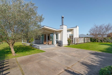 3 Cherry Lane, Martinborough