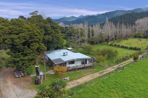 786 Motueka Valley Highway, Ngatimoti