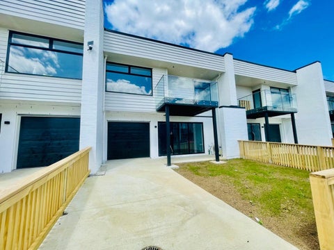 72 Kauri Heart Avenue, Takanini, Auckland