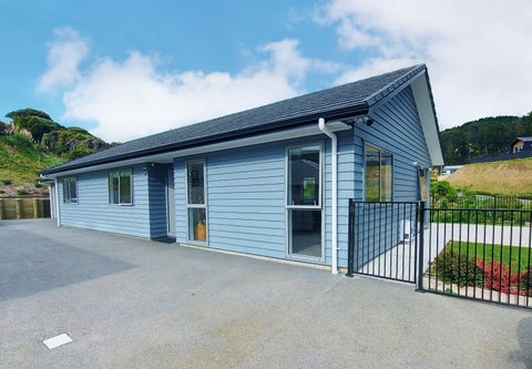 175 Navigation Drive, Whitby, Porirua