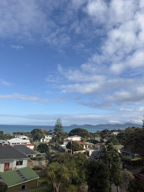 12 Miriona Grove, Paekakariki