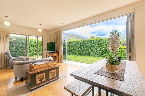 2 Larkins Way, Arthurs Point, Queenstown