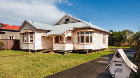 11 Rosalie Terrace, Kelvin Grove, Palmerston North