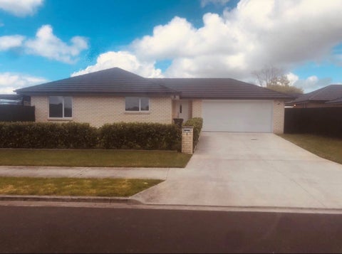 8 Captain Mitchell Drive, Opaheke, Papakura