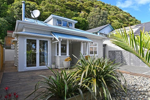 221 Muritai Road, Eastbourne, Lower Hutt