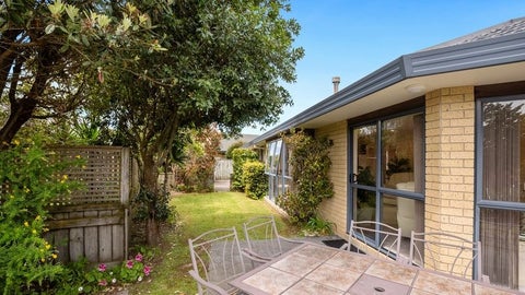 11 Glen Loch Place, Paraparaumu