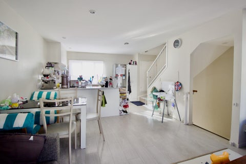 23/12 Ambrico Place, New Lynn, Auckland