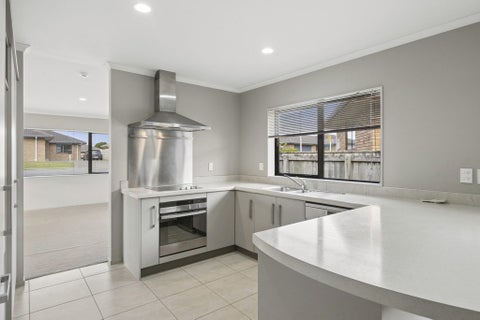 3 Percy Kinsman Crescent, Riverstone Terraces, Upper Hutt
