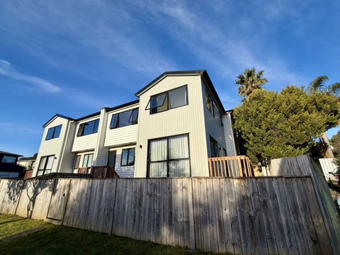 1B Malvina Place, Bucklands Beach, Auckland