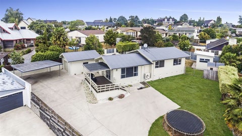 13 Edith Place, Dinsdale, Hamilton