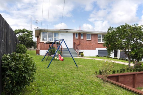6 Sexton Place, Manurewa East, Auckland