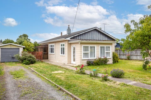 10A Bank Street, Amberley, Amberley