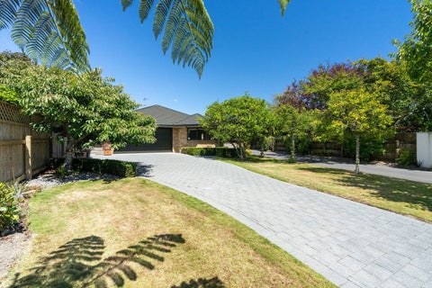 36 Cranbrook Grove, Waikanae, Waikanae