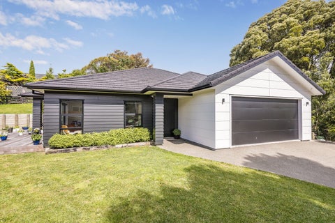 3 Stoneleigh Grove, Paraparaumu