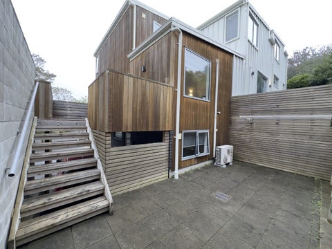 3/38 Makara Road, Karori, Wellington