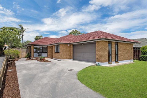 22A Crescent Hills Court, Northpark, Auckland