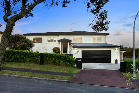 14 Savoy Road, Orewa, Orewa