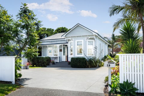 19 Sandleigh Drive, Athenree, Katikati