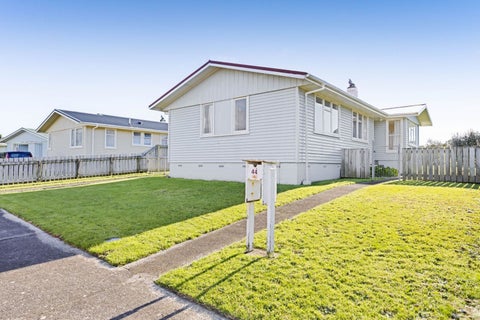 44 Marama Crescent, Spotswood, New Plymouth