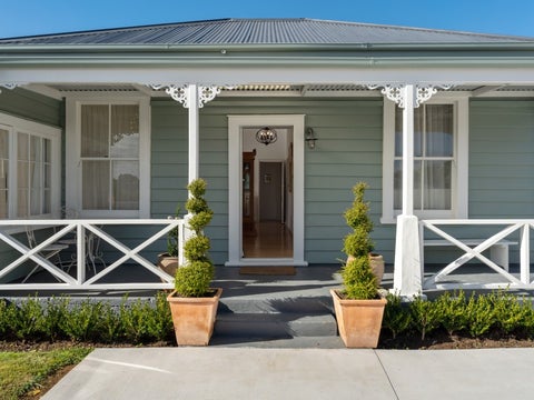 9 Mayfair Place, Westown, New Plymouth
