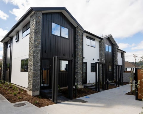 2/5 Milne Crescent, Taita, Lower Hutt