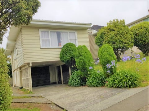 27 Bellringer Crescent, Newlands, Wellington
