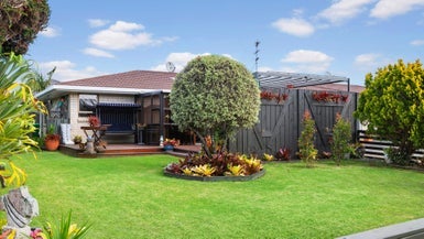 9B Nukumea Common, Orewa, Orewa