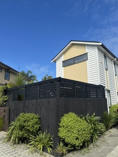 12B Kelwyn Road, Kelston, Auckland
